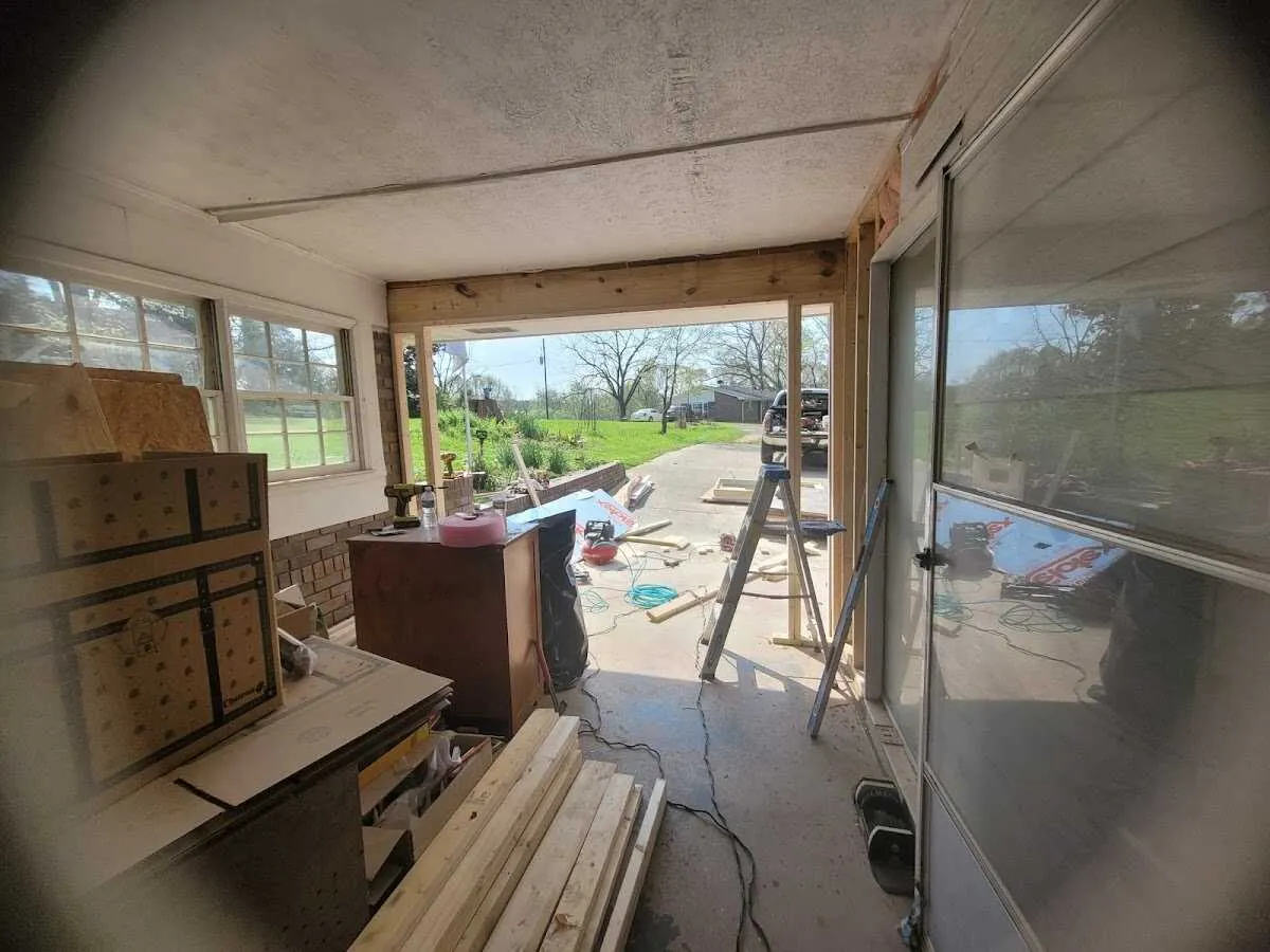 Air movers and dehumidifier for Drying & Dehumidification in Magnolia